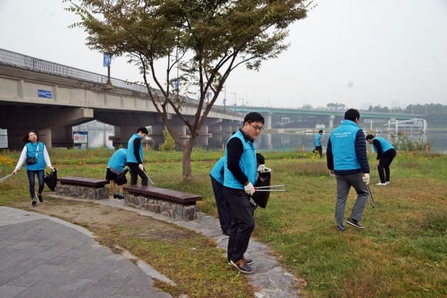 연구개발특구진흥재단, 대전 갑천 정화 봉사활동 벌여  