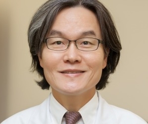 장용주 서울아산병원 교수, 국제안면성형외과서 아시아 의사 첫 수상