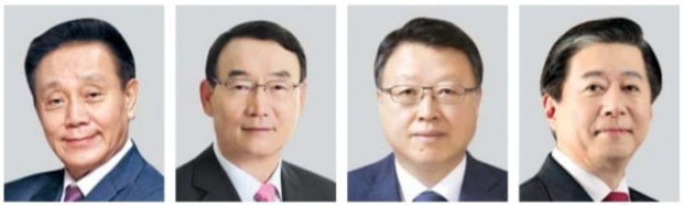 권대욱 회장(왼쪽부터), 김인규 총장, 이경춘 법원장, 송재훈 회장.