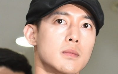 "김현중 폭행으로 유산" 주장 前여자친구, 7억 받으려다 1억 물어줘야