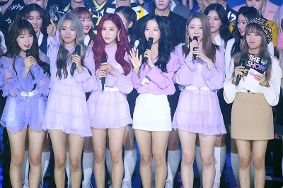 [포토] 우주소녀, '더쇼 초이스' 수상