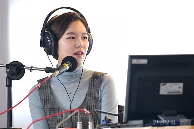 [포토] 한예리, '영화 속에 있을 법한 아름다운 DJ' (부산국제영화제)