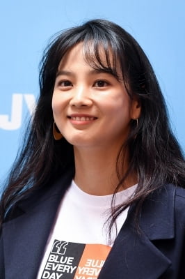  윤승아, '과즙 팡팡 미소'