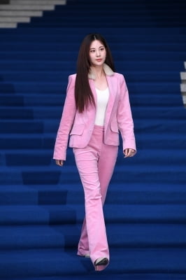 [포토] 서현, '아무나 소화못하는 러블리 핑크'