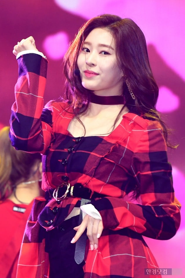 [포토] 아이즈원 김민주, '머리가 헝크러져도 아름다워~'