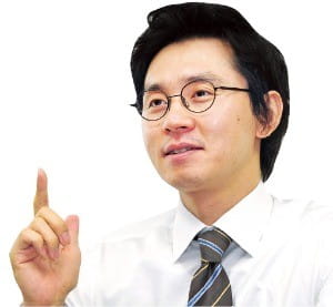 '금강산 골프리조트' 아난티, 남북경협 주도株 역할 기대… 낙폭 과대 화장품·면세점株 매력