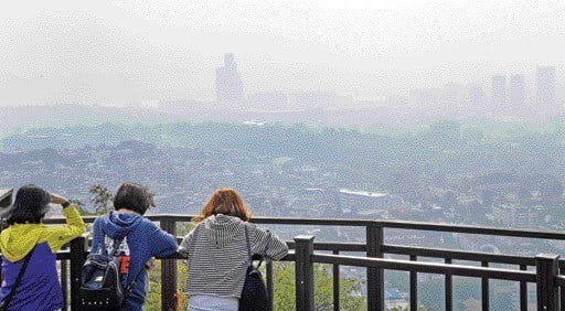 [오늘의 날씨] 맑지만 일교차 10도 넘어…내륙 중심 짙은 안개