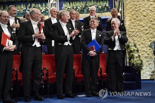 노벨상 여성수상자는 5.4%… 과학·경제분야는 '그들만의 리그'