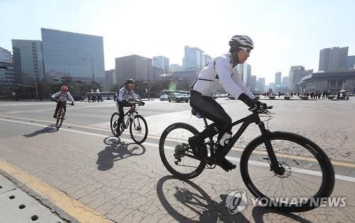 직장인 51% "노동시간 단축으로 실제 여가 증가"