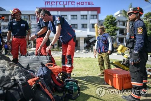 인니 구조당국 "지진·쓰나미 실종자도 1000명 넘을 듯"