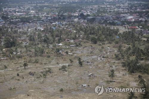 '땅이 마을 삼키는 끔찍한 순간'…인니 지진 위성영상 공개