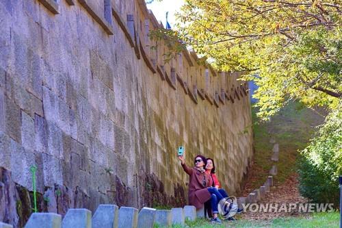 "가을축제 풍년이요"…전국 축제장·관광지 들썩