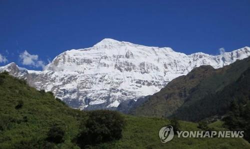 "원정대 시신수습, 이르면 내일 개시…정준모씨는 산악회 이사"