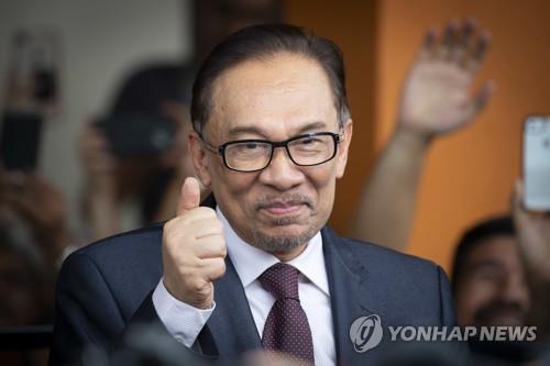 '말레이 차기 총리' 안와르, 보궐선거 압승…의회 복귀