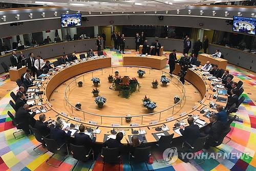 브렉시트 전환 1년 연장론 급부상…EU 제안에 英총리 '고려용의'