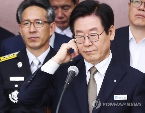 이재명 이메일 해킹당해…신분증 위조 정황도 포착