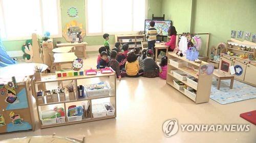 어린이집 무상보육 붐…전국 지자체 내년부터 앞다퉈 시행