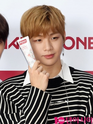 [TEN PHOTO]워너원 강다니엘 &#39;끝내주는 비주얼&#39;