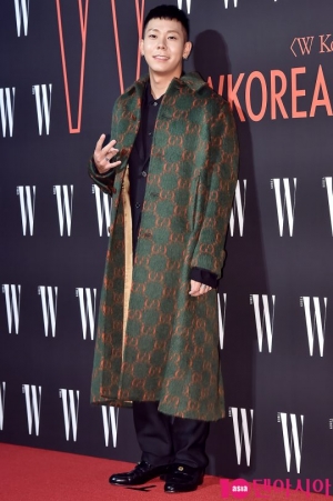 [TEN PHOTO] 로꼬 &#39;해맑은 미소&#39;