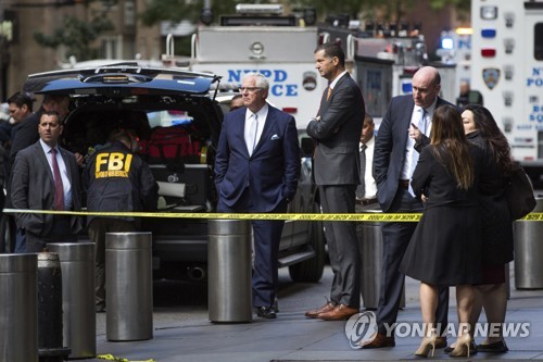 미 '폭발물 소포' 후폭풍…'테러규정' 공방 가열