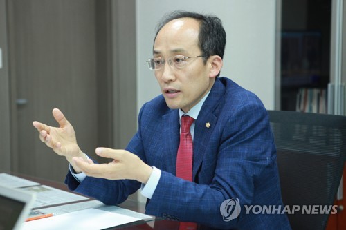 "공공기관 임직원, 연 1.5만명 늘다 올해는 3.2만명 증가"