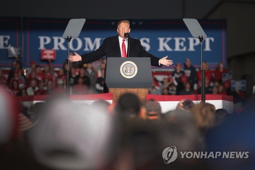 트럼프 "北핵실험 없는한 오래걸려도 괜찮아"…거듭 속도조절론