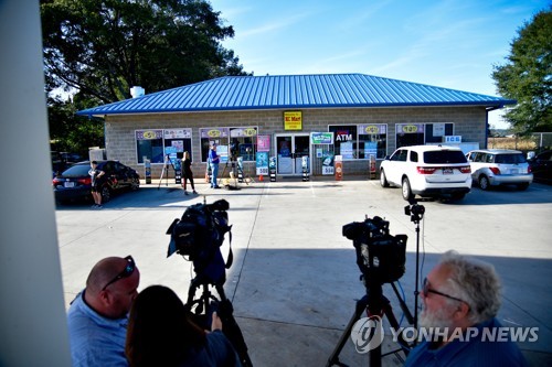 美 1조7000억원 메가밀리언스 복권당첨자 '베일속'에 남을수도