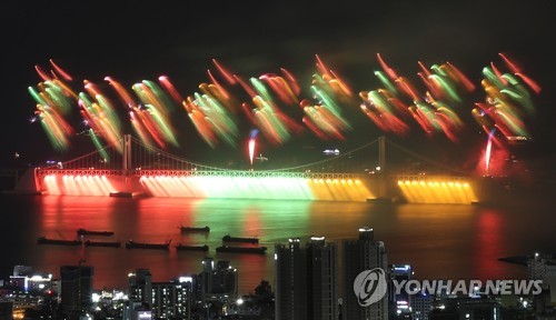 광안리 밤하늘 불꽃으로 물든다…27일 부산불꽃축제