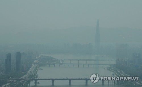 국민 90% "미세먼지 오염심각"…52%는 "발생원인, 중국 등 국외"