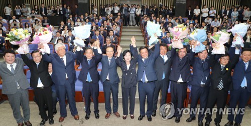 [민선 7기 100일] 지방권력 전면 교체…새로운 시도 잇달아