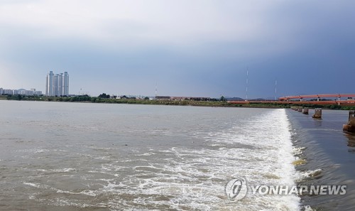 한강 신곡수중보 30년 만에 개방…영향분석 후 철거여부 결정