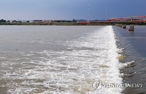 한강 신곡수중보 30년 만에 개방…영향분석 후 철거여부 결정