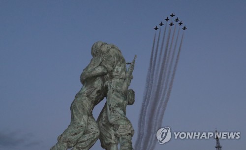 여야 '국군의날' 인식차…민주 "평화구축" 한국 "저자세 안보"