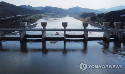 4대강 보 개방 확대…한강 이포보 등 수문 열어 총 13개 개방