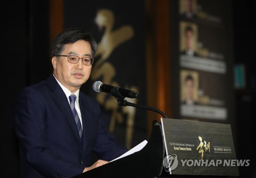 김동연 "고교 무상교육 재원 문제는 합의 못 이뤄…협의 필요"