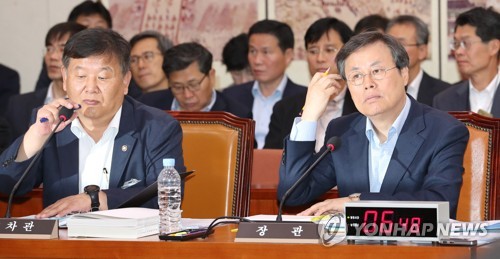 도종환 장관 "북한에 내년 100회 전국체전 참여 제안"