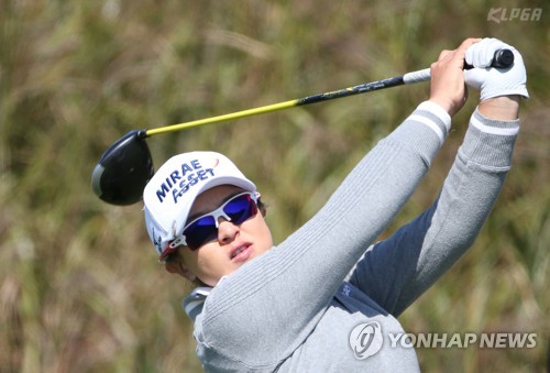 'LPGA 시즌 2승 보인다' 김세영, 3라운드 선두 유지