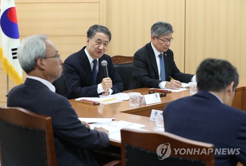 국민연금 개혁안에 노사정 대화 반영한다…정부안 연기될 수도