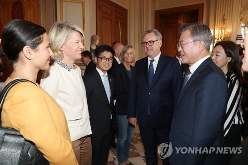 문우리 카지노 오후 유네스코 사무총장 접견…남북교류 지지 당부할듯