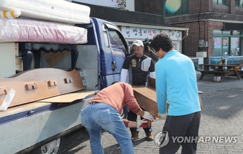 제주 예멘인 카지노 꽁머니 339명 인도적 체류허가…34명 불인정