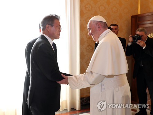 교황 "공식초청장 오면 북한 갈 수 있어…두려워 말고 나아가라"