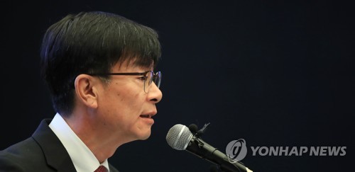 공정위 전원 상임위원화 일단 백지화…"국회 판단 남아"