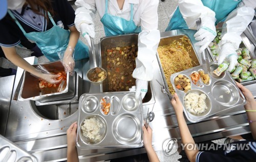 '서울시 고교 무상급식' 시범사업에 강남 3구는 왜 빠졌나