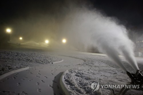 설악산 -8도·대관령 -4.5도…스키장은 인공눈 '펑펑'