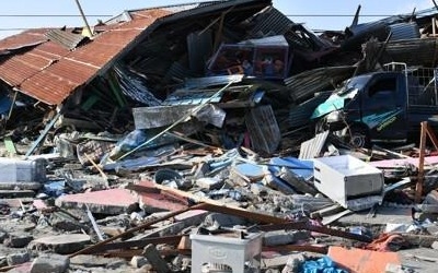 인니 강진·쓰나미 사망자 1400명 넘어서…재난당국 공식집계