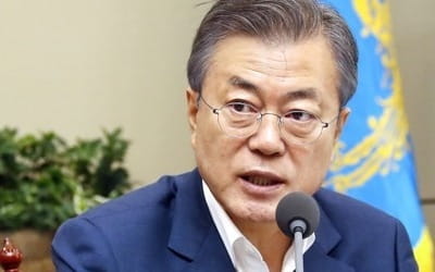 문대통령, 국회 작심비판…직무유기·시대착오 짚었나