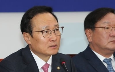 홍영표 "공기업 채용비리 의혹, 사실관계 확인 선행돼야"