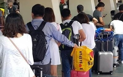 '태풍피해' 사이판공항 일부 운영 재개…아시아나도 수속 개시