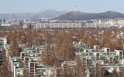 강남 재건축 시공계약 지연…재건축 부담금 공개 '해 넘기나'