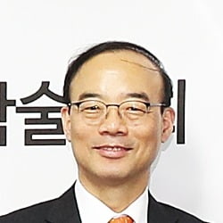 신영식 한국GM 부사장 "중형 세단 이제 젊은층 공략해야"